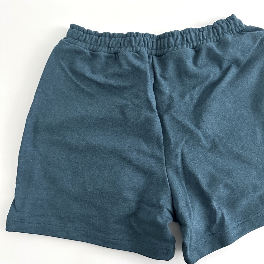 Gymshark M Rest Day Sweat Shorts - Picture 4 of 5